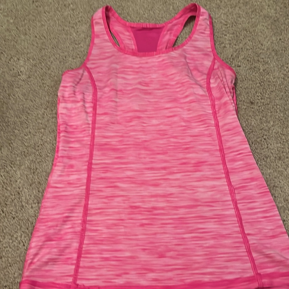 Women’s pink tank top